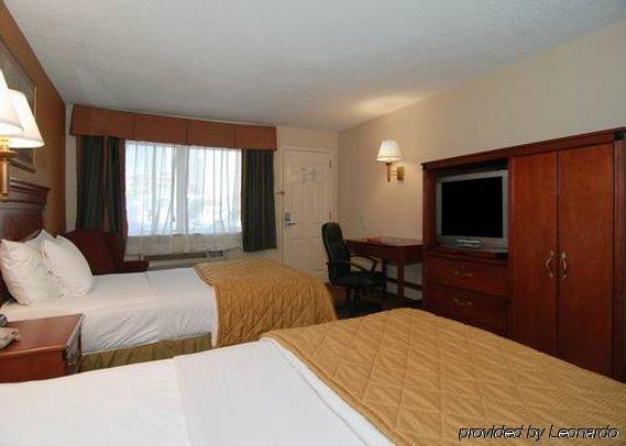 Econo Lodge Downtown Луисвилл Номер фото