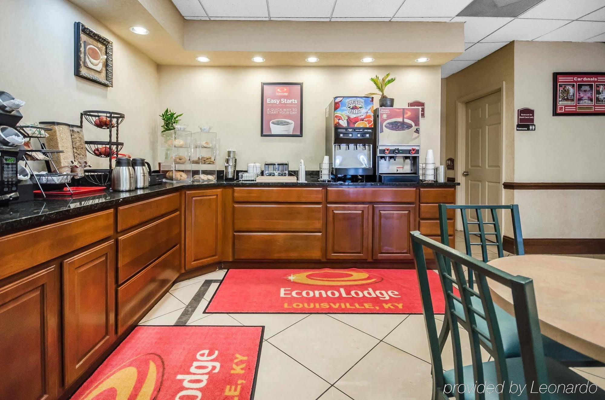 Econo Lodge Downtown Луисвилл Экстерьер фото